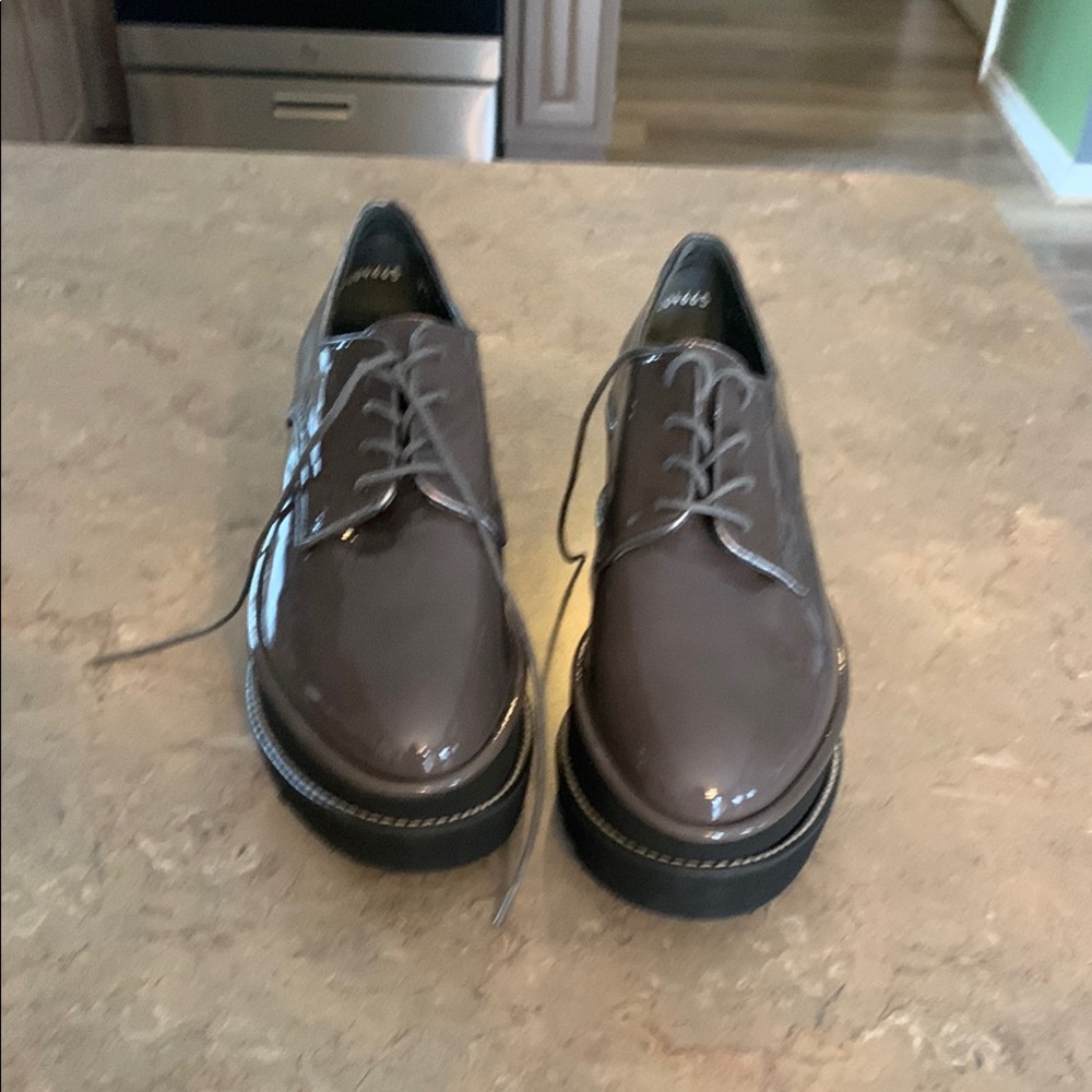 Women’s Gray Leather Dress Shoes